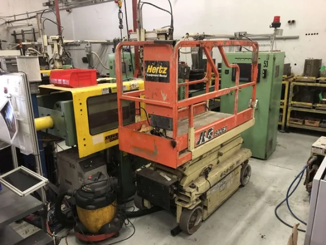 Photo #33 of 2-DAY AUCTION - DAY #1 | PANCON CORPORATION - TEMECULA, CA (PLASTIC INJECTION MOLDING) - ENGEL VERTICAL ROTARY INJECTION MOLDERS CONFIGURED AS PRODUCTION CELLS, HORIZONTAL INJECTION MOLDERS, HOPPERS, DRYERS, TEMPERATURE CONTROLLERS, GRANULATORS &