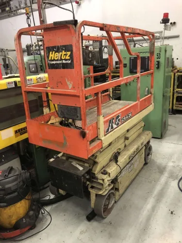 Photo #59 of 2-DAY AUCTION - DAY #1 | PANCON CORPORATION - TEMECULA, CA (PLASTIC INJECTION MOLDING) - ENGEL VERTICAL ROTARY INJECTION MOLDERS CONFIGURED AS PRODUCTION CELLS, HORIZONTAL INJECTION MOLDERS, HOPPERS, DRYERS, TEMPERATURE CONTROLLERS, GRANULATORS &