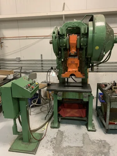 Photo #52 of 2-DAY SALE - DAY #2 | PANCON CORPORATION - EAST TAUNTON, MA (METAL STAMPING) - MINSTER PULSAR, BRUDERER & PERKINS HIGH-SPEED PRESSES, TOOLROOM/SUPPORT EQUIPMENT, INSPECTION EQUIPMENT, COMPRESSORS & MORE