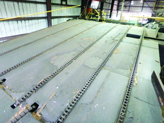 Photo #19 of SAWMILL AUCTION: 1994 NICHOLSON DEBARKER, HEADRIG & CARRIAGE, EDGERS, RESAWS, INFEED LOG HAUL & CUT OFF SAW, TIMBER SAW SYSTEM, PUSH PULL TRIMMER, CHIP SCREEN, BLOWER, FEEDER & VIBRATORY CONVEYOR & MUCH MORE - TWIN RIVERS CEDAR PRODUCTS LTD