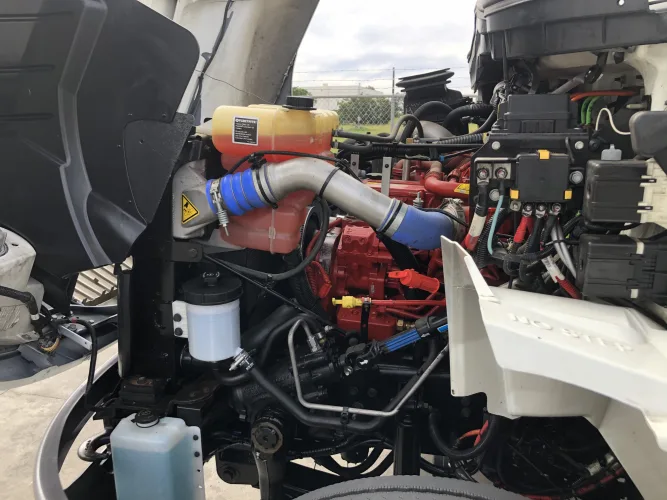 Photo #21 of (250+) 2018 INTERNATIONAL 4400 SBA 6X4 REFRIGERATED BOX TRUCKS, MAXON 4400 LB ALUMINUM PLATFORM W/ LED, 24' JOHNSON COLD PLATE BOX - THERMO KING REF, MILES LOW AS 8K, REPLACEMENT COST ON THESE UNITS - $140,000, OVER $87,500 IN EXTRA EQUIPMENT, EXCELLENT