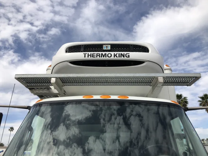 Photo #37 of (250+) 2018 INTERNATIONAL 4400 SBA 6X4 REFRIGERATED BOX TRUCKS, MAXON 4400 LB ALUMINUM PLATFORM W/ LED, 24' JOHNSON COLD PLATE BOX - THERMO KING REF, MILES LOW AS 8K, REPLACEMENT COST ON THESE UNITS - $140,000, OVER $87,500 IN EXTRA EQUIPMENT, EXCELLENT
