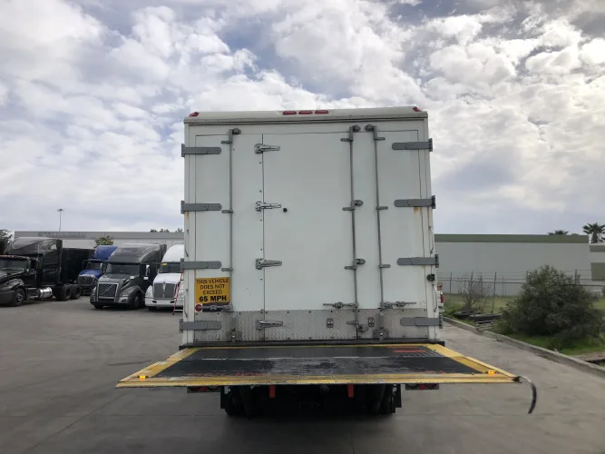 Photo #50 of (250+) 2018 INTERNATIONAL 4400 SBA 6X4 REFRIGERATED BOX TRUCKS, MAXON 4400 LB ALUMINUM PLATFORM W/ LED, 24' JOHNSON COLD PLATE BOX - THERMO KING REF, MILES LOW AS 8K, REPLACEMENT COST ON THESE UNITS - $140,000, OVER $87,500 IN EXTRA EQUIPMENT, EXCELLENT