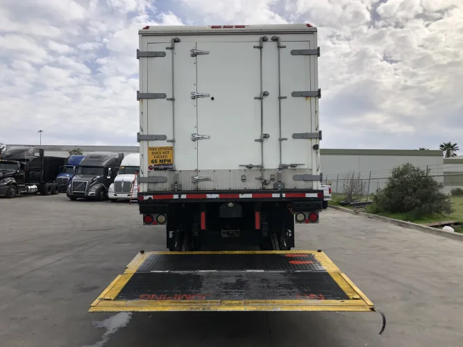 Photo #54 of (250+) 2018 INTERNATIONAL 4400 SBA 6X4 REFRIGERATED BOX TRUCKS, MAXON 4400 LB ALUMINUM PLATFORM W/ LED, 24' JOHNSON COLD PLATE BOX - THERMO KING REF, MILES LOW AS 8K, REPLACEMENT COST ON THESE UNITS - $140,000, OVER $87,500 IN EXTRA EQUIPMENT, EXCELLENT