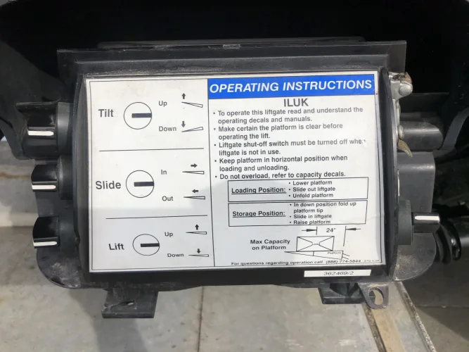 Photo #62 of (250+) 2018 INTERNATIONAL 4400 SBA 6X4 REFRIGERATED BOX TRUCKS, MAXON 4400 LB ALUMINUM PLATFORM W/ LED, 24' JOHNSON COLD PLATE BOX - THERMO KING REF, MILES LOW AS 8K, REPLACEMENT COST ON THESE UNITS - $140,000, OVER $87,500 IN EXTRA EQUIPMENT, EXCELLENT