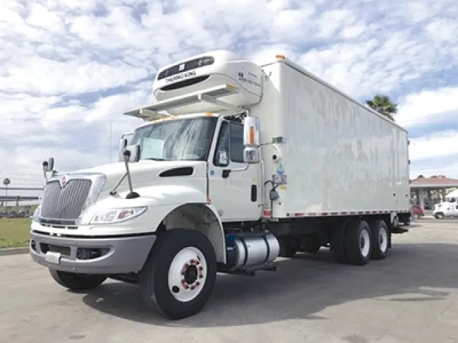 Photo #16 of OVER 30 INTERNATIONAL, FREIGHTLINER & KENWORTH TRACTORS AND 75 WABASH AND STOUGHTON 53' TRAILERS - NIAGARA LOGISTICS INC.