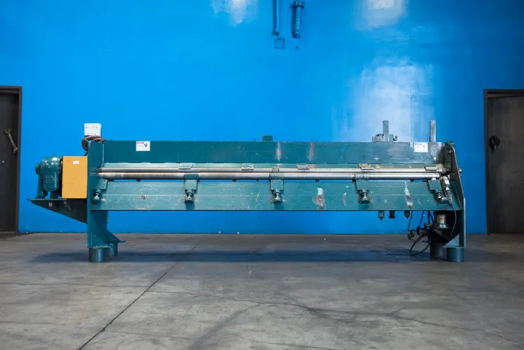 Photo #11 of METAL WORKING, FABRICATION AND MACHINE TOOLS AUCTION, FEATURING: SHEET METAL EQUIPMENT, COIL HANDLING EQUIPMENT, BROACHING MACHINES, GRINDERS, LATHES, PRESSES, MILLING MACHINES & MORE....