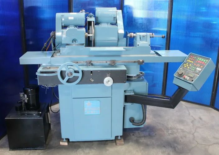Photo #33 of METAL WORKING, FABRICATION AND MACHINE TOOLS AUCTION, FEATURING: SHEET METAL EQUIPMENT, COIL HANDLING EQUIPMENT, BROACHING MACHINES, GRINDERS, LATHES, PRESSES, MILLING MACHINES & MORE....