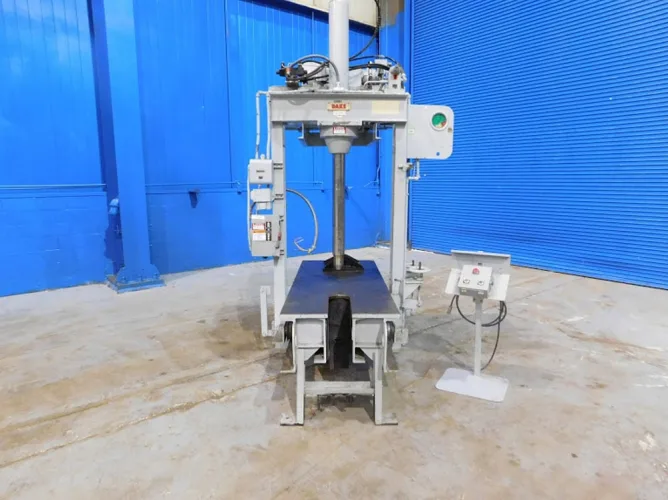 Photo #50 of METAL WORKING, FABRICATION AND MACHINE TOOLS AUCTION, FEATURING: SHEET METAL EQUIPMENT, COIL HANDLING EQUIPMENT, BROACHING MACHINES, GRINDERS, LATHES, PRESSES, MILLING MACHINES & MORE....