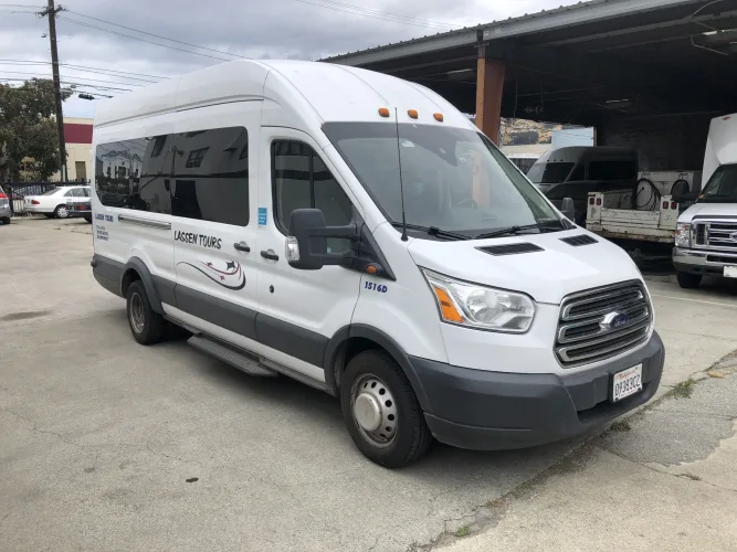 Photo #17 of SALE #2: (4) 2014-2017 PREVOST H3-45 CHARTER BUSES & (9) 2015-2018 FORD TRANSIT 350HD XLT PASSENGER VANS - LASSEN TOURS