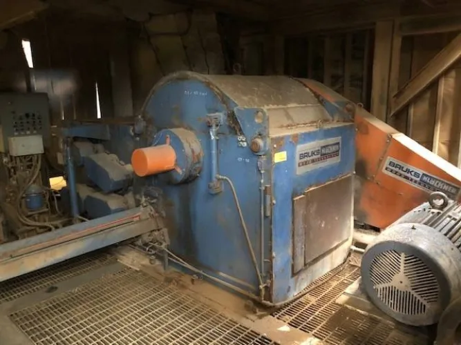 Photo #92 of ASSETS NO LONGER NEEDED IN CONTINUING OPERATIONS OF MANNINGTON WOOD FLOORS - WELL MAINTAINED WOOD FLOORING AND VENEER PLYWOOD MANUFACTURING EQUIPMENT