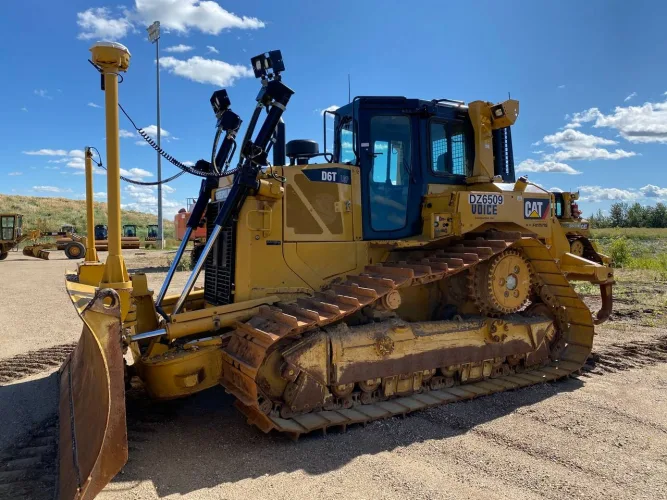 Photo #44 of LATE MODEL CONSTRUCTION EQUIPMENT - VOICE CONSTRUCTION