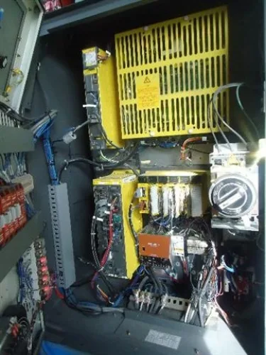 Photo #9 of (4) FANUC ROBOT R2000IB W/ RJ3IC CONTROL