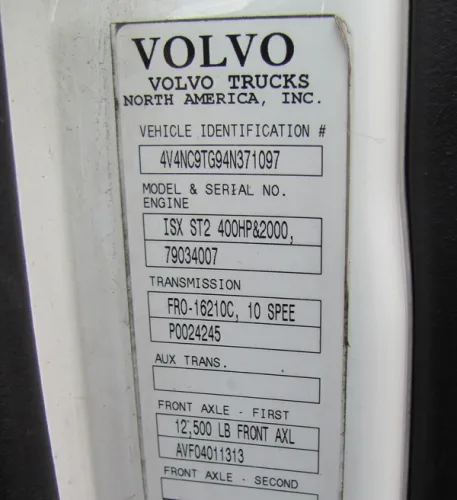 Photo #12 of 2004 VOLVO ISX ST2 TANDEM AXLE SLEEPER 400HP W/TRAILER