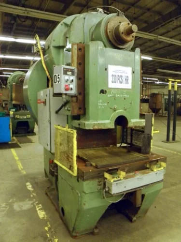 Photo #101 of NO LONGER REQUIRED EQUIPMENT FROM THE CONTINUING OPERATIONS OF WINDSOR MACHINE & STAMPING 2009 LTD