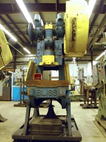 Photo #115 of NO LONGER REQUIRED EQUIPMENT FROM THE CONTINUING OPERATIONS OF WINDSOR MACHINE & STAMPING 2009 LTD