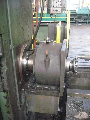 Photo #16 of 8" GIDDINGS & LEWIS Model 70-N8-UF FLOOR TYPE HORIZONTAL CNC BORING MILL AND ACCESSORIES