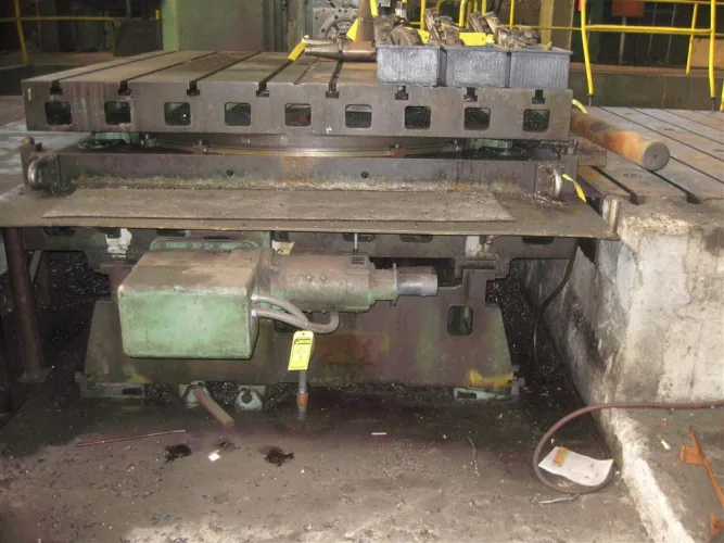 Photo #32 of 8" GIDDINGS & LEWIS Model 70-N8-UF FLOOR TYPE HORIZONTAL CNC BORING MILL AND ACCESSORIES