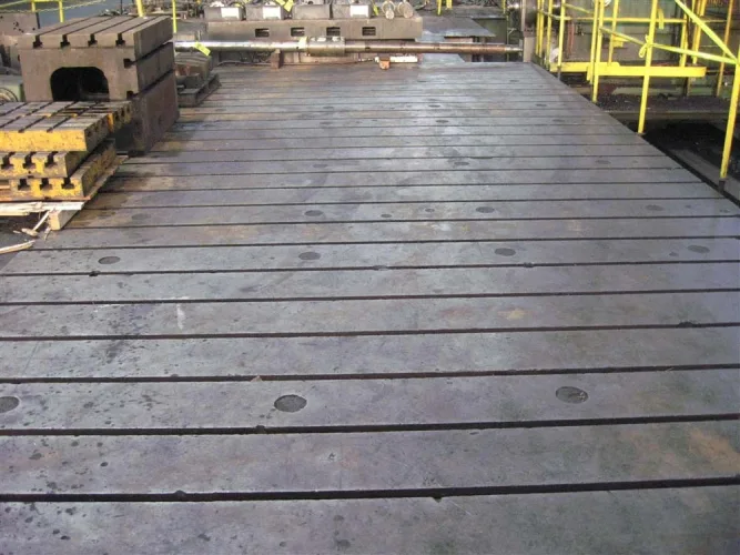 Photo #36 of 8" GIDDINGS & LEWIS Model 70-N8-UF FLOOR TYPE HORIZONTAL CNC BORING MILL AND ACCESSORIES