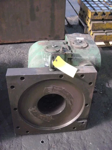 Photo #40 of 8" GIDDINGS & LEWIS Model 70-N8-UF FLOOR TYPE HORIZONTAL CNC BORING MILL AND ACCESSORIES