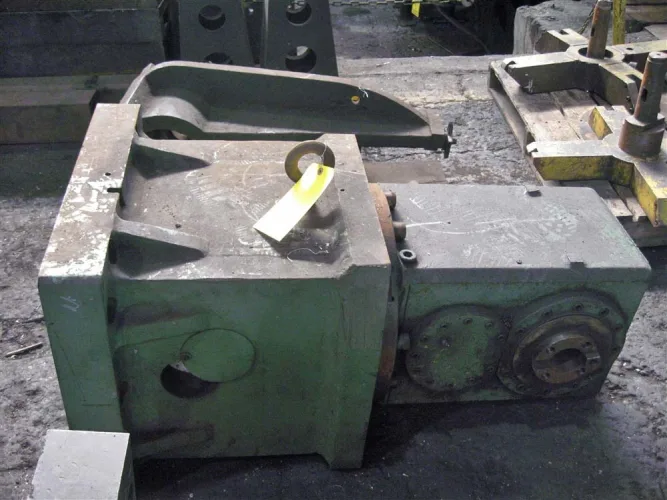 Photo #42 of 8" GIDDINGS & LEWIS Model 70-N8-UF FLOOR TYPE HORIZONTAL CNC BORING MILL AND ACCESSORIES
